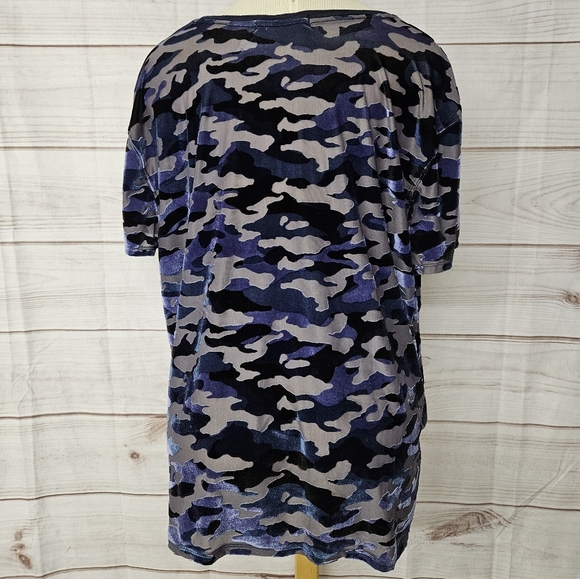 FP We The Free Teddy Sheer Velvet Camo Burnout Tee In Blue Size Medium - Picture 7 of 12